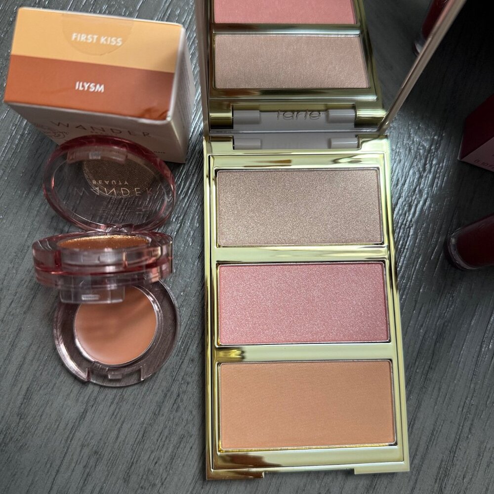 Makeup Bundle- Great beauty brands! New! Open pictures for more items!